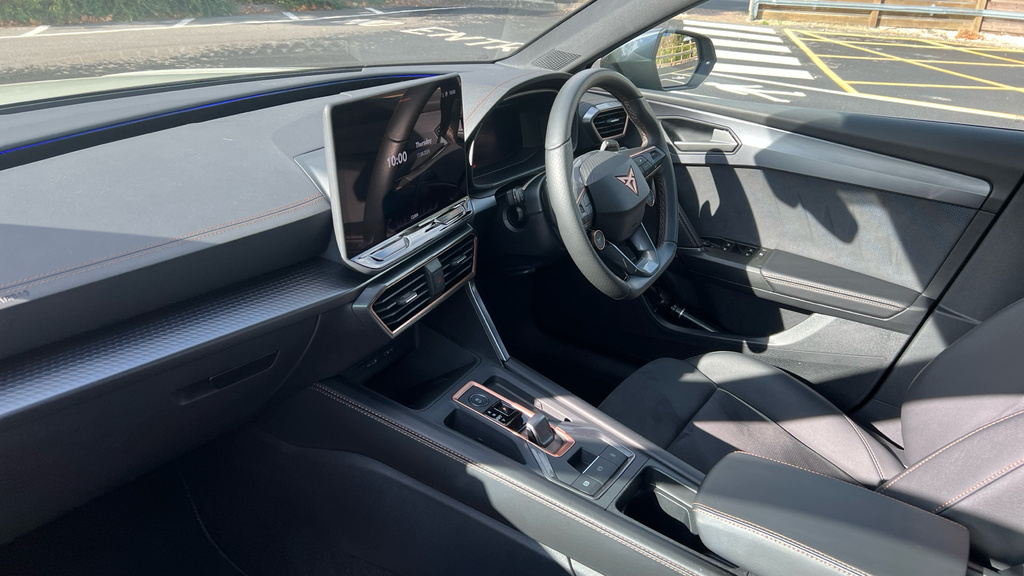 Cupra Leon Leon 1.5 Etsi 150 V2 Dsg Grey #2