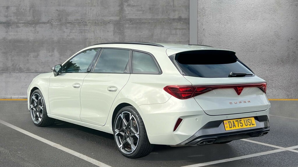 Cupra Leon Leon 1.5 Etsi 150 V2 Dsg Grey #3