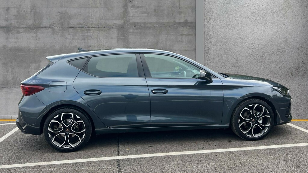 Cupra Leon Leon 1.5 Etsi 150 V2 Dsg Grey #4