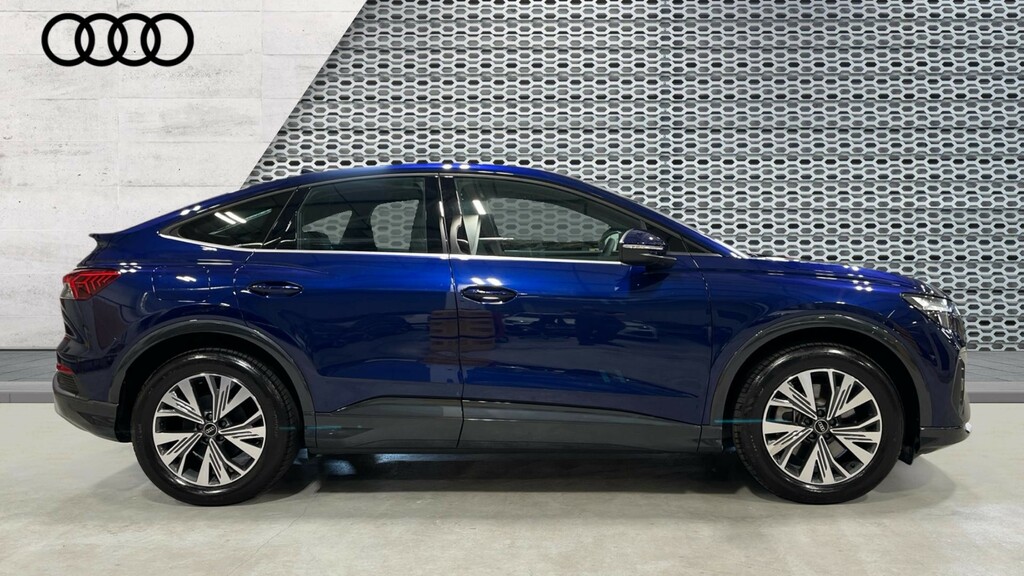 Audi Q4 E Tron Q4 150Kw 40 63Kwh Sport Leather Blue #4