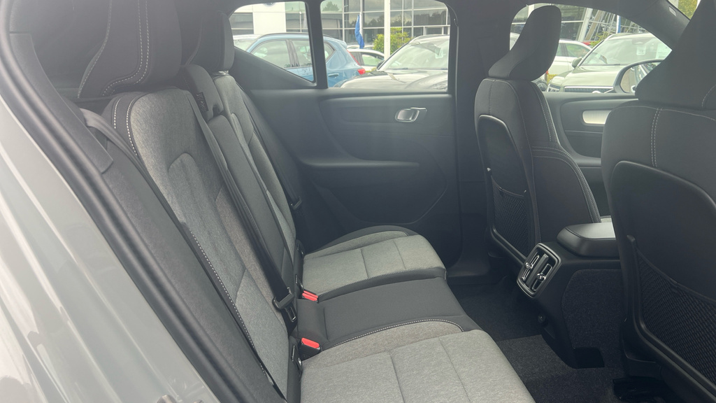 Volvo XC40 Volvo Xc40 Estate 2.0 B3p Core Grey #6