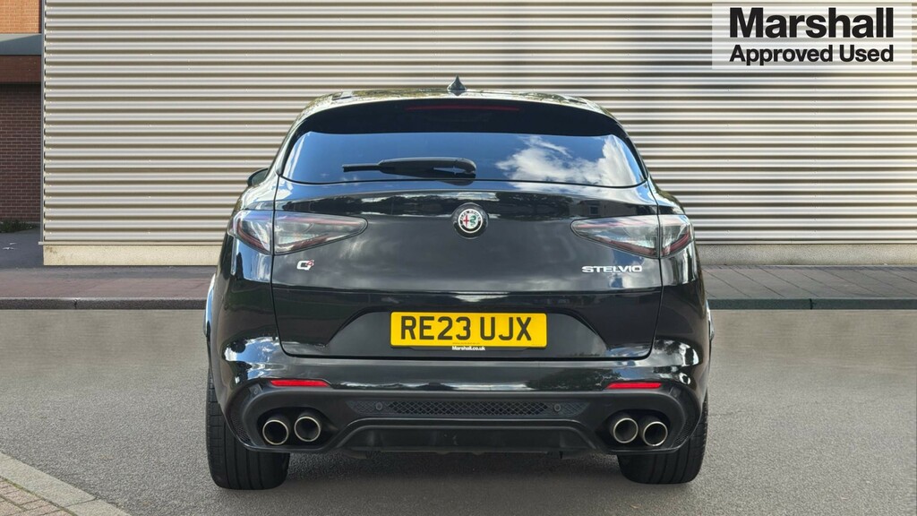 Alfa Romeo Stelvio Stelvio 2.9 V6 Biturbo 510 Quadrifoglio Black #4