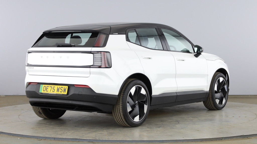 Volvo EX30 Ex30 315Kw Twin Motor Performance Plus 69Kwh A White #3