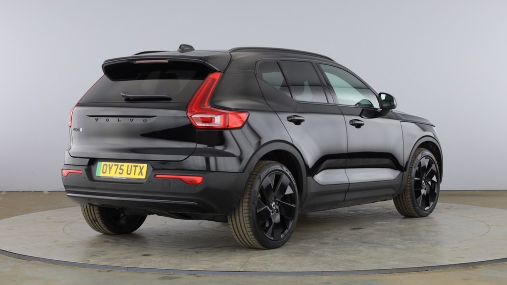 Volvo EX40 Ex40 185Kw Ext Range Plus Black Editon 78Kwh A Black #3