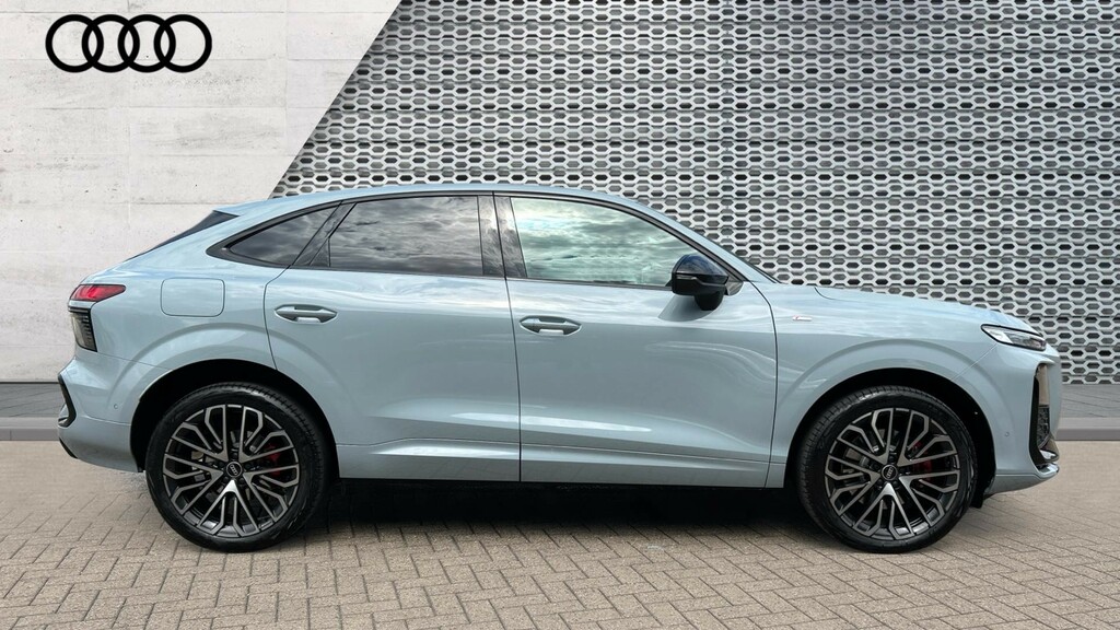 Audi Q3 Audi Q3 Sportback 2.0 Tfsi Quattro Edition 1 S Grey #4