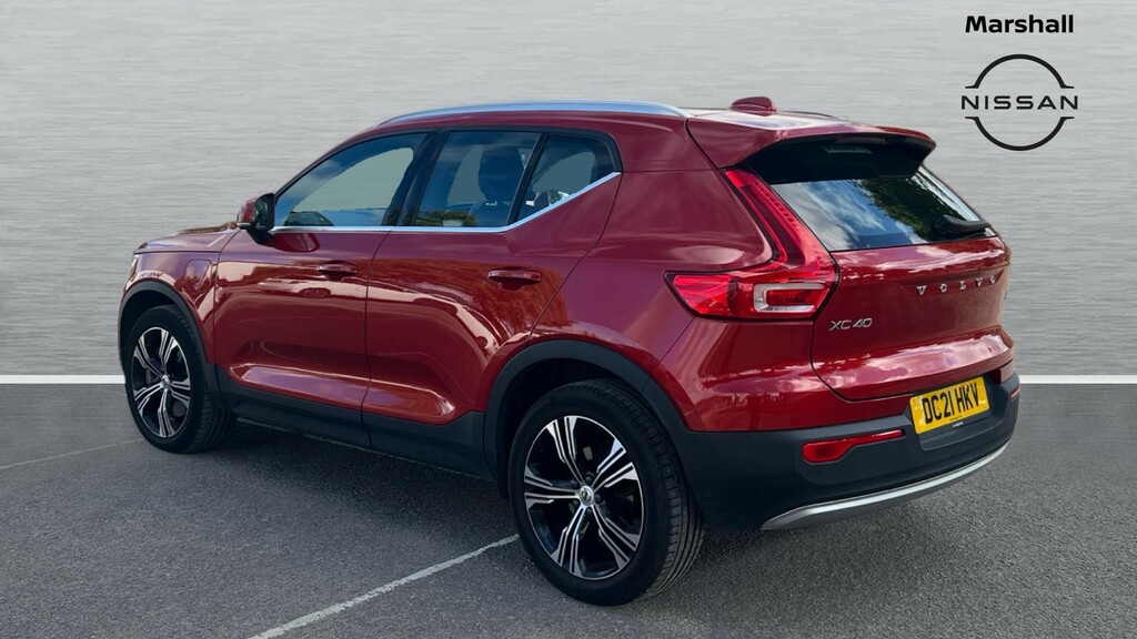Volvo XC40 Xc40 1.5 T5 Recharge Phev Inscription Pro Red #2