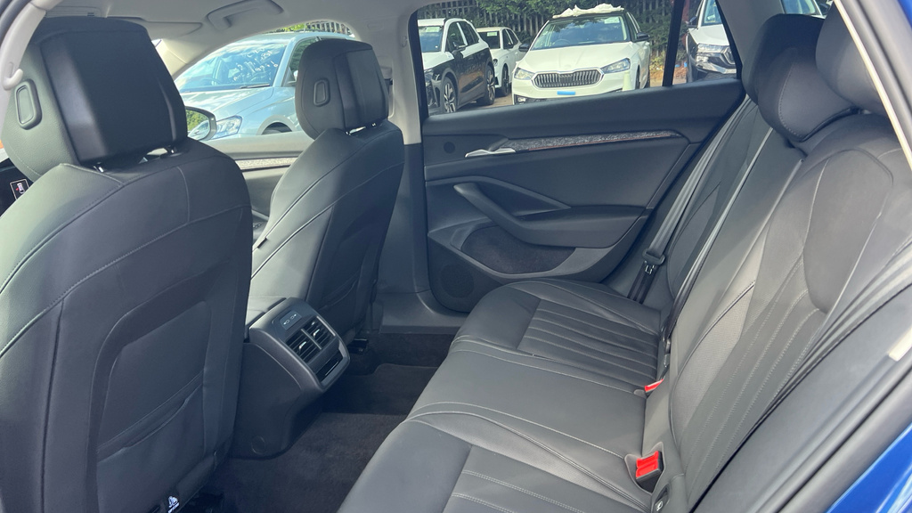 Skoda Superb 2.0 Tdi Se L Dsg Grey #15