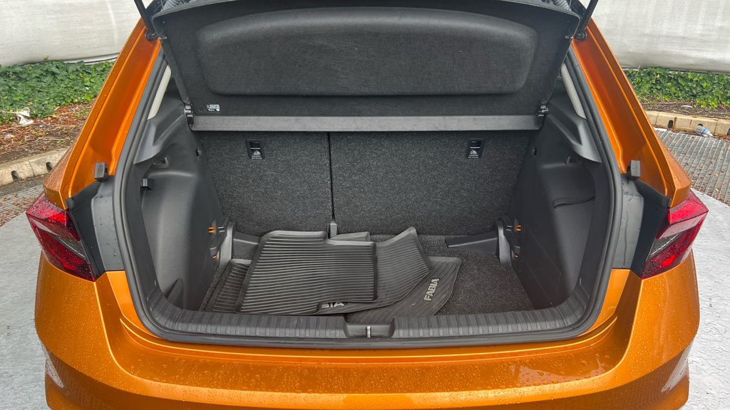 Skoda Fabia 1.0 Tsi Se Comfort Blue #16
