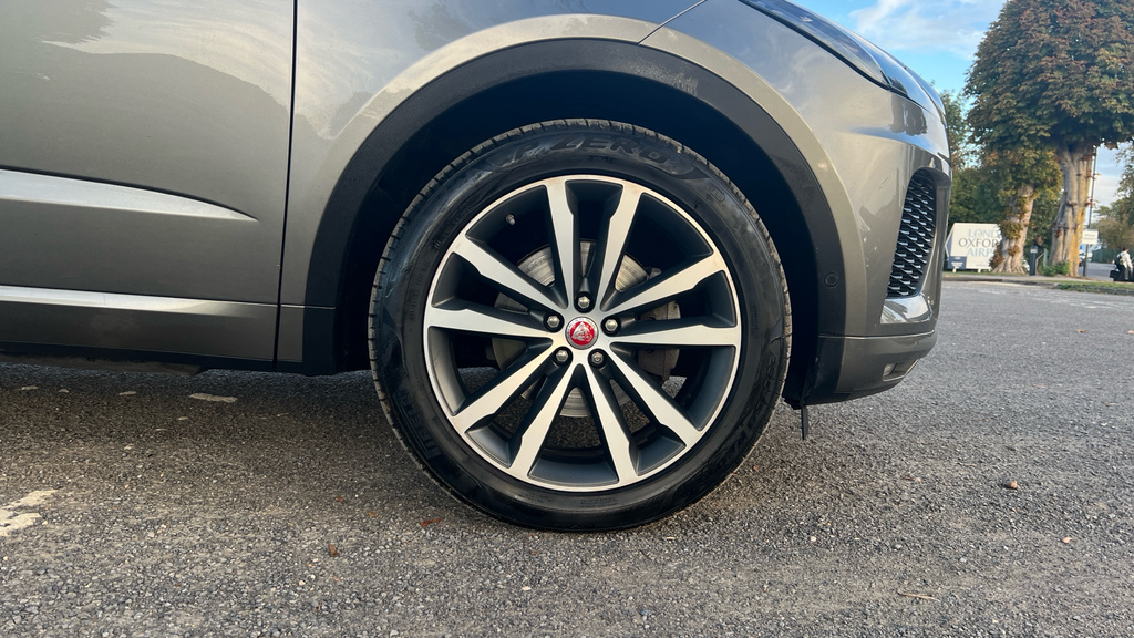 Jaguar E-Pace E-pace 2.0D 180 R-dynamic Hse OV69EKG Silver #4