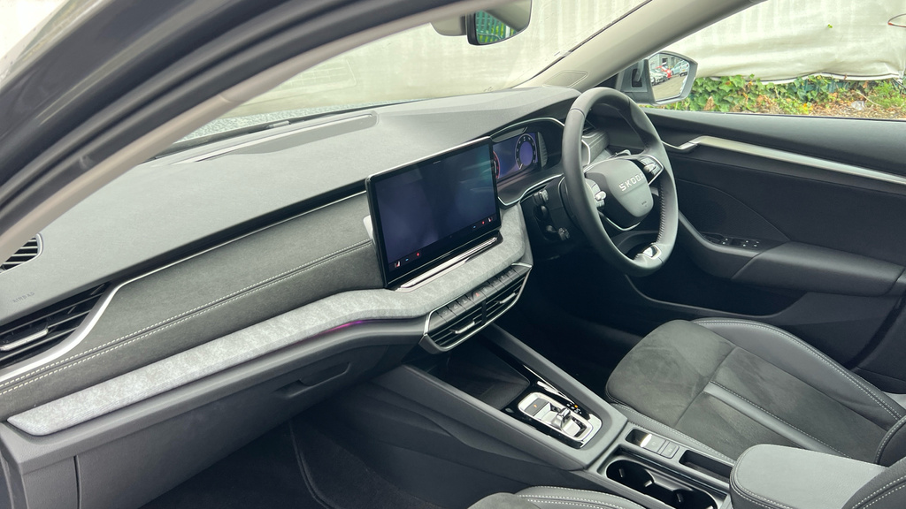 Skoda Octavia Octavia 2.0 Tdi 150 Se L Dsg Grey #2