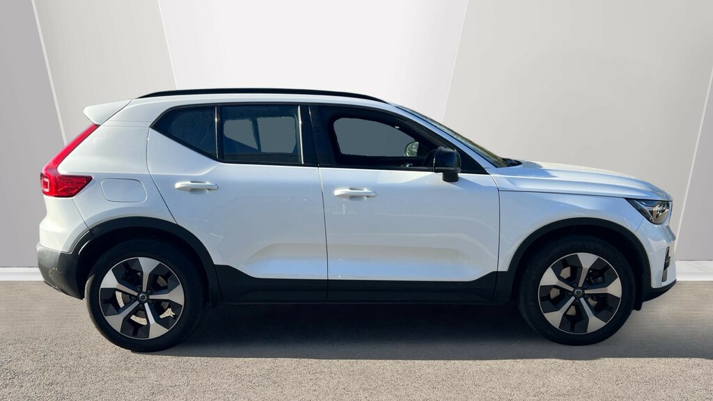 Volvo XC40 Xc40 2.0 B4p Plus Dark YH25NLL White #3