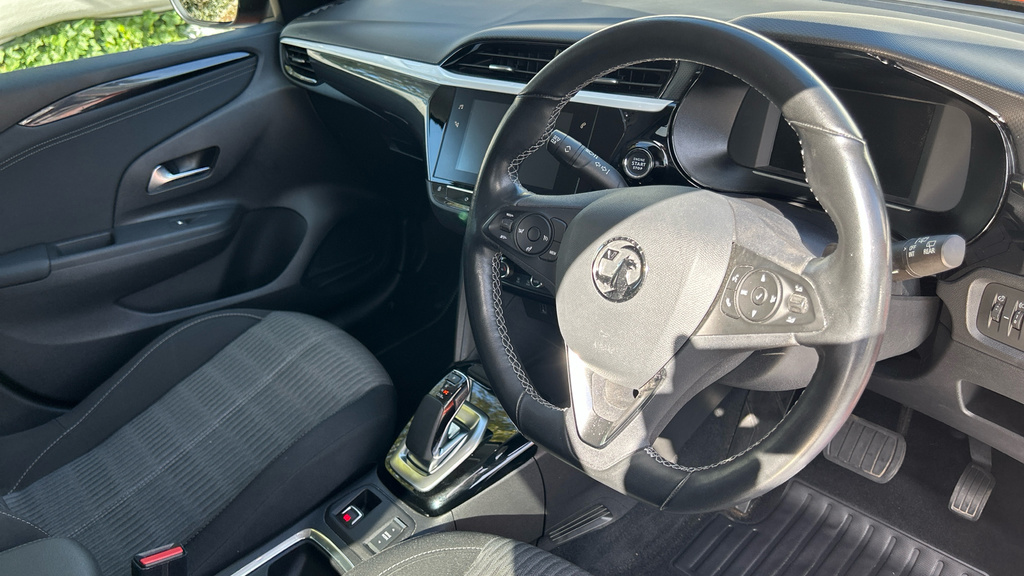 Vauxhall Corsa-e 100Kw Sri Nav Premium 50Kwh 7.4Kwch Red #9
