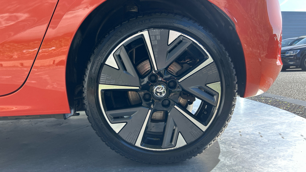 Vauxhall Corsa-e 100Kw Sri Nav Premium 50Kwh 7.4Kwch Red #20