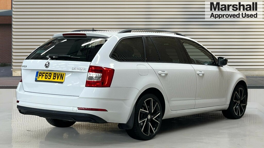 Skoda Octavia Octavia 2.0 Tdi Sport Line White #3