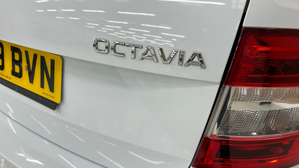 Skoda Octavia 2.0 Tsi 245 Vrs Dsg Black Pack Grey #42