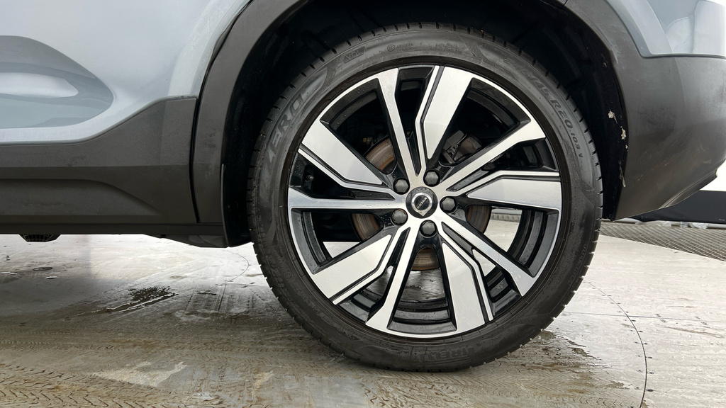 Volvo XC40 Core, B3 Mild Hybrid, Power Drivers Seat Grey #4