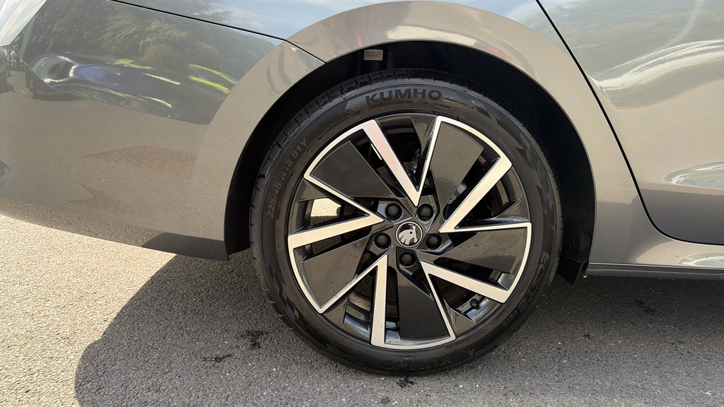 Skoda Octavia Octavia 1.5 Tsi 150 E-tec Sportline Dsg Grey #5