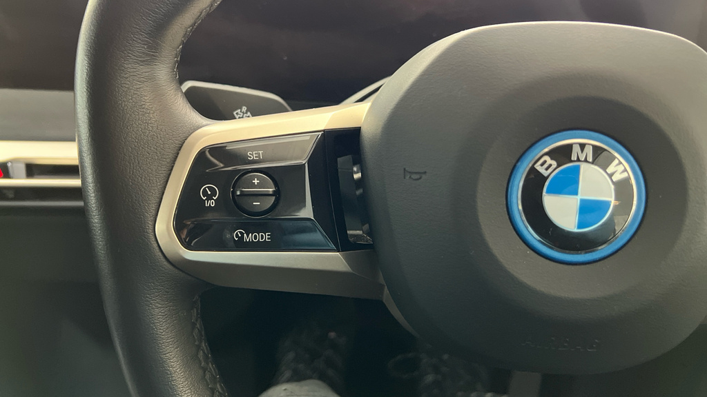 BMW iX Ix Xdrive40 M Sport Black #19