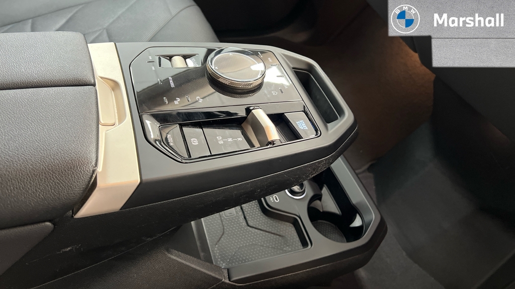 BMW iX Ix Xdrive40 M Sport Black #14