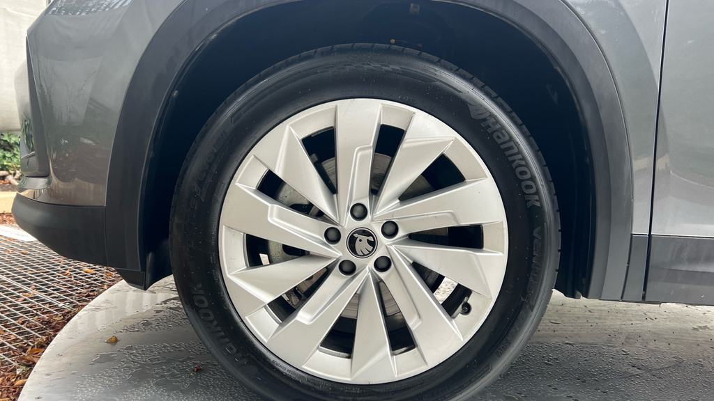 Skoda Kodiaq Se White #18