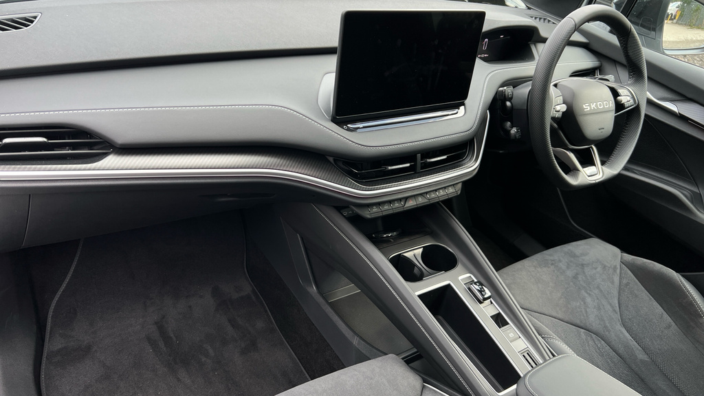 Skoda ENYAQ Enyaq 210Kw 85 Sportline 82Kwh White #2