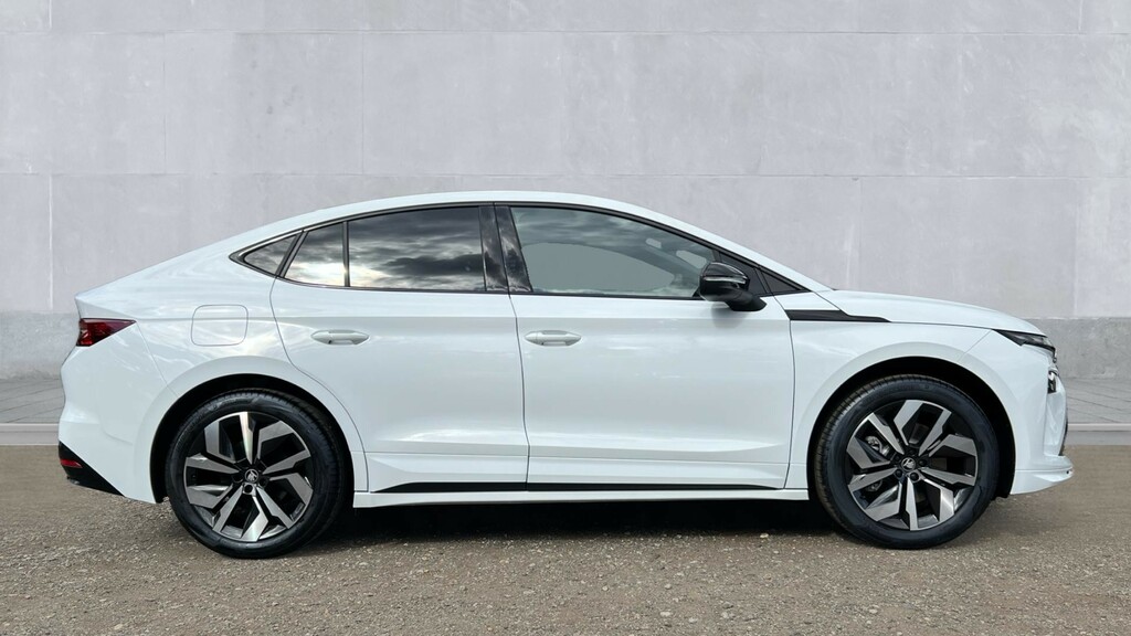 Skoda ENYAQ Enyaq 210Kw 85 Sportline 82Kwh White #4