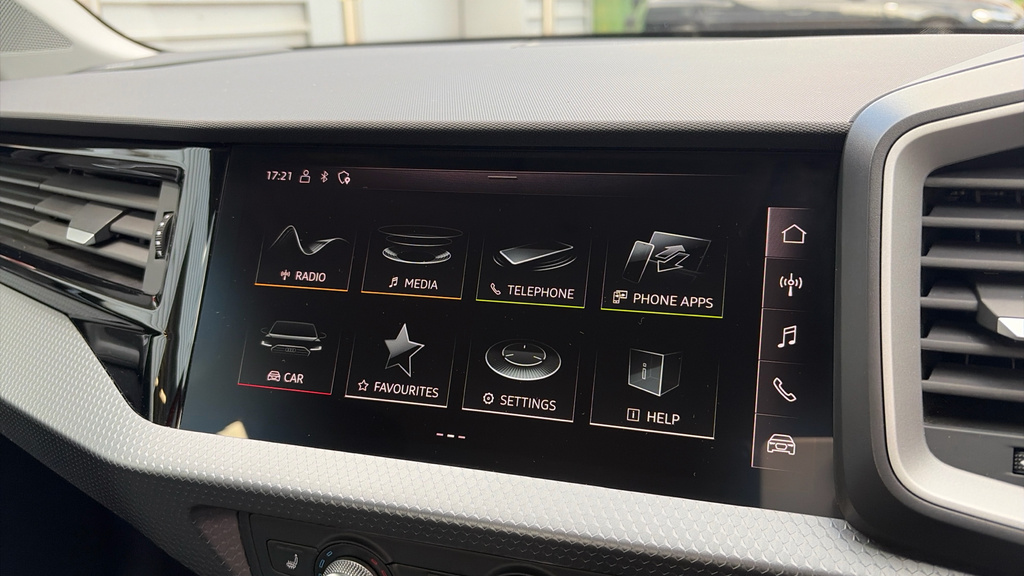 Audi A1 30 Tfsi 110 Sport S Tronic Silver #25