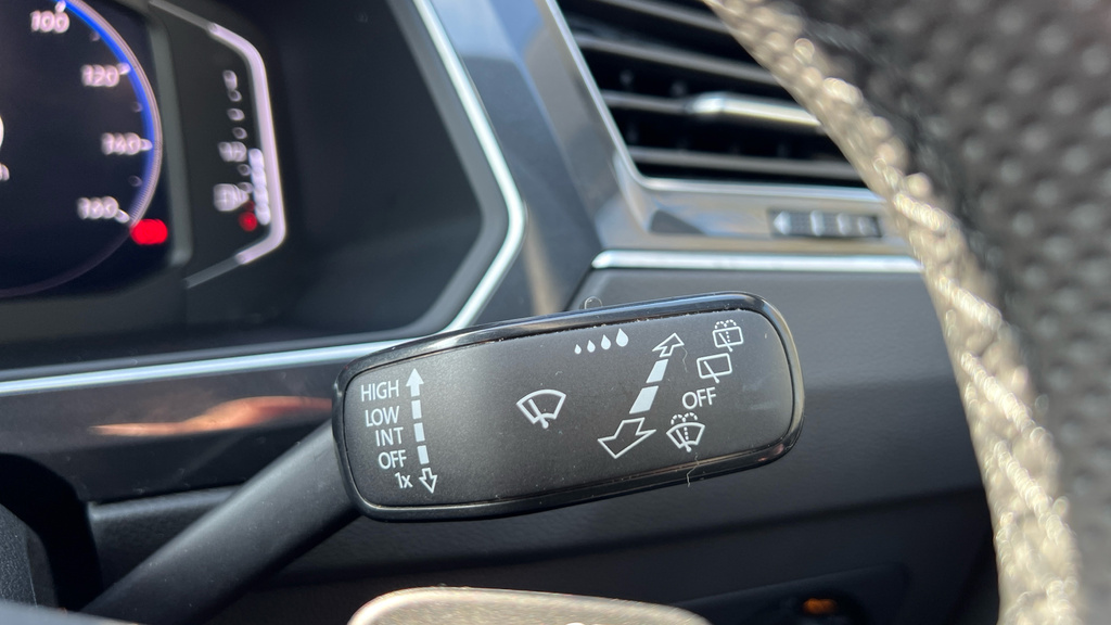 Volkswagen Tiguan Elegance Silver #23