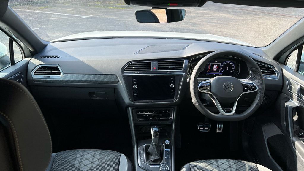 Volkswagen Tiguan Elegance Silver #11