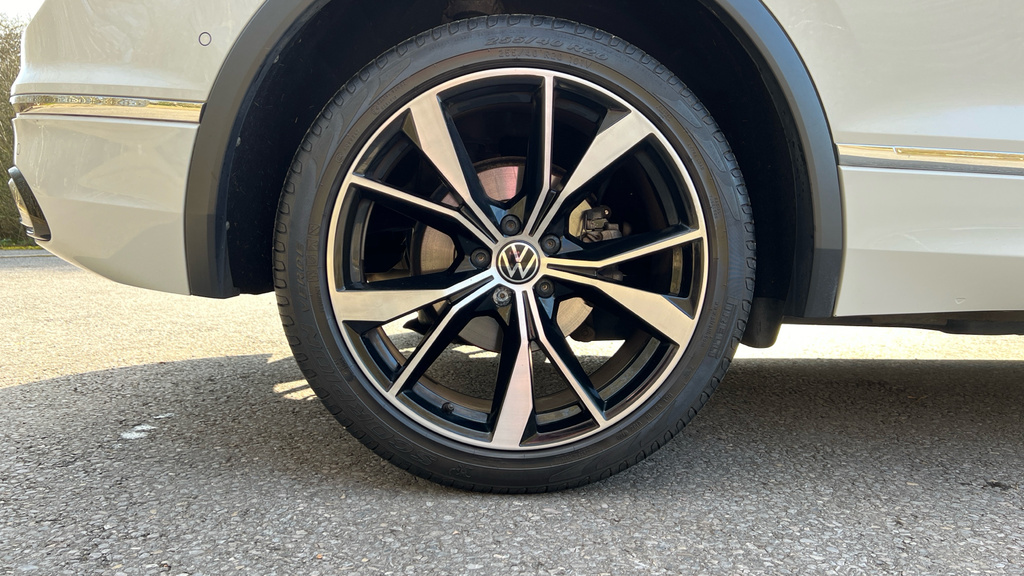 Volkswagen Tiguan Elegance Silver #19