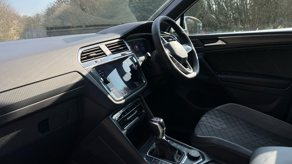 Volkswagen Tiguan Elegance Silver #10