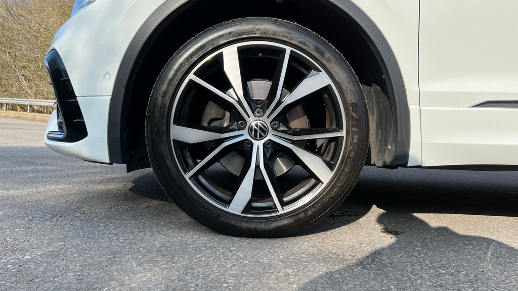 Volkswagen Tiguan Elegance Silver #17