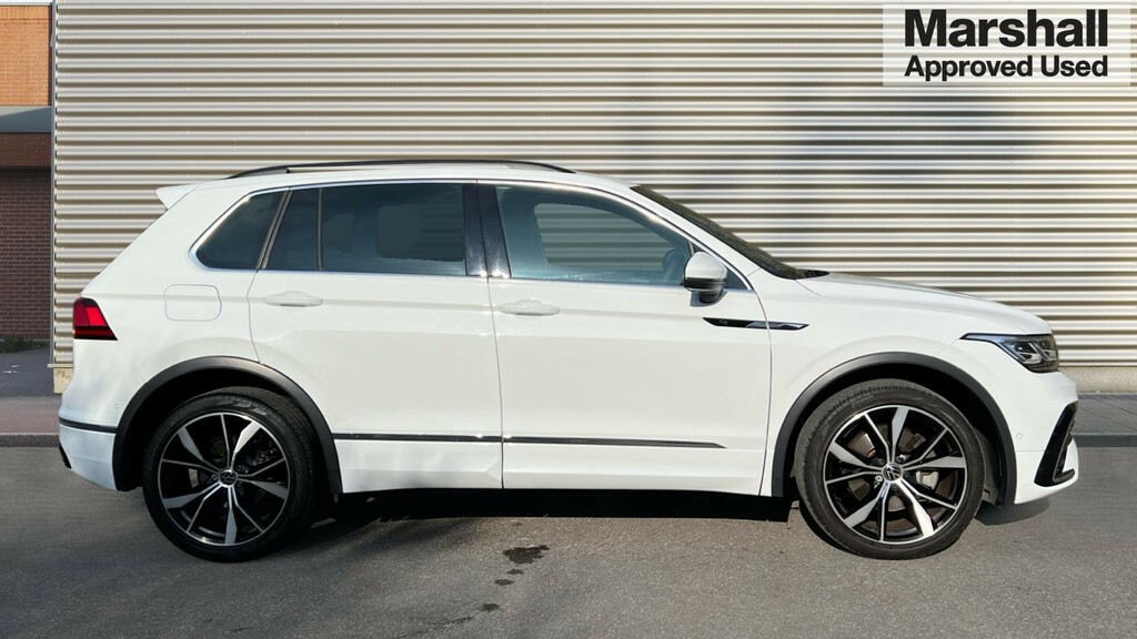 Volkswagen Tiguan Tiguan 2.0 Tdi 200 4Motion R-line Dsg White #2