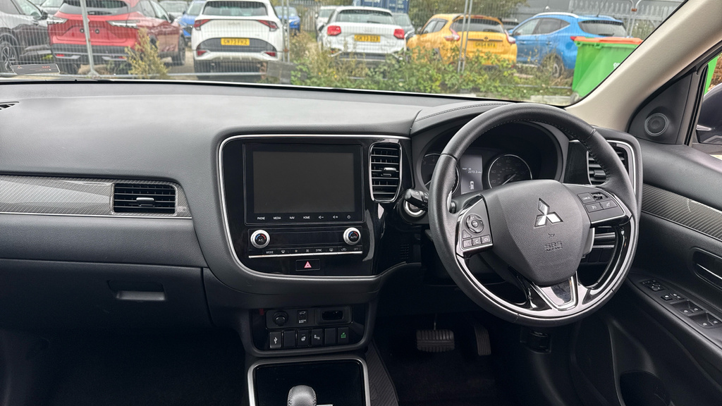 Mitsubishi Outlander 2.4 Phev Dynamic 222 Bhp Eco Hybrid Electr Black #8