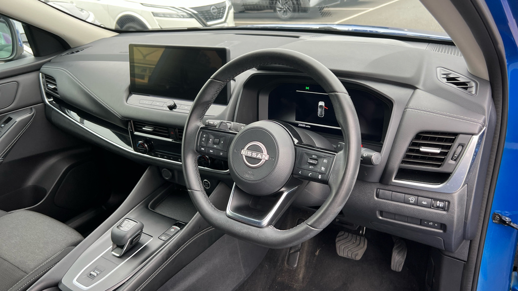Nissan Qashqai Acenta Premium White #14