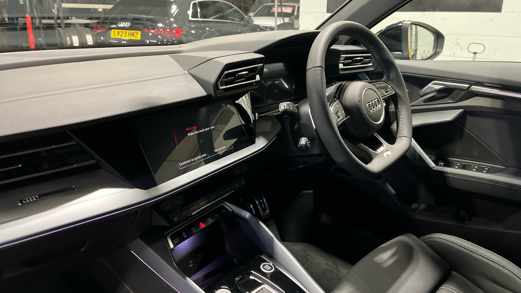 Audi A3 A3 1.5 Tfsi 150 S Line S Tronic Black #2