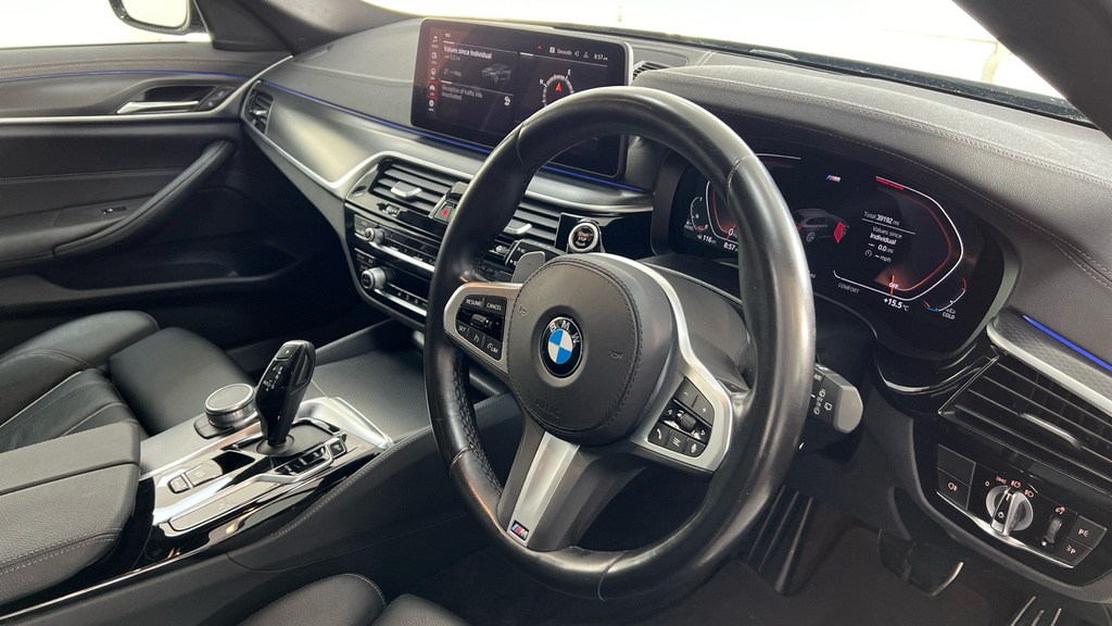 BMW 5 Series 520I Mht M Sport Step Blue #4