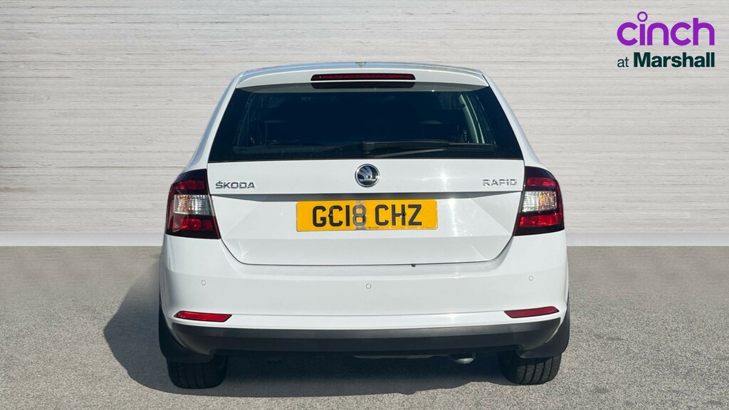 Skoda Rapid Spaceback Rapid Spaceback 1.0 Tsi 95 Se Tech Dsg White #4