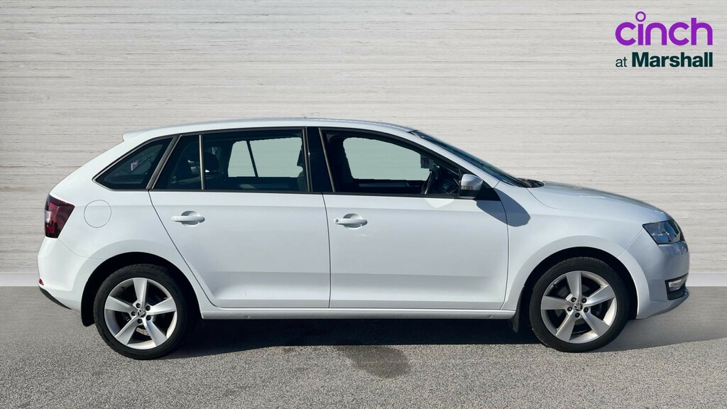 Skoda Rapid Spaceback Rapid Spaceback 1.0 Tsi 95 Se Tech Dsg White #2
