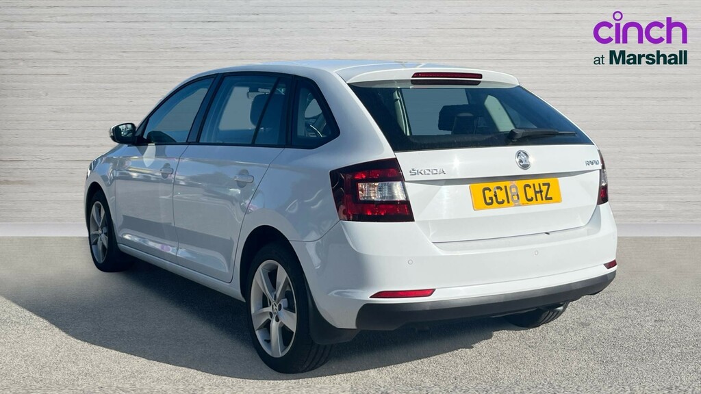 Skoda Rapid Spaceback Rapid Spaceback 1.0 Tsi 95 Se Tech Dsg White #5