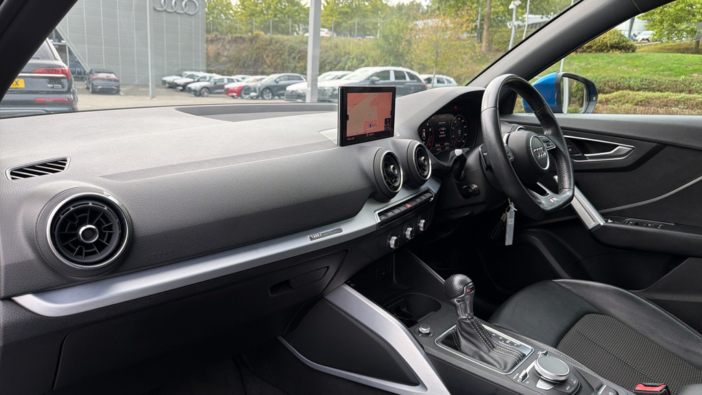 Audi Q2 Q2 1.4 Tfsi S Line S Tronic Blue #2