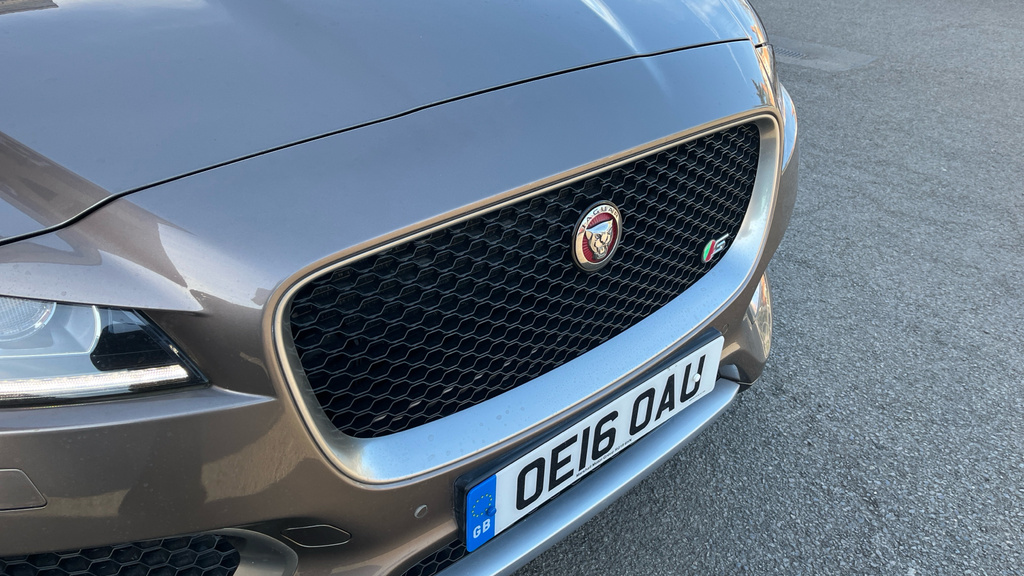 Jaguar F-Pace 2.0 D180 R-sport Euro 6 Ss Grey #39