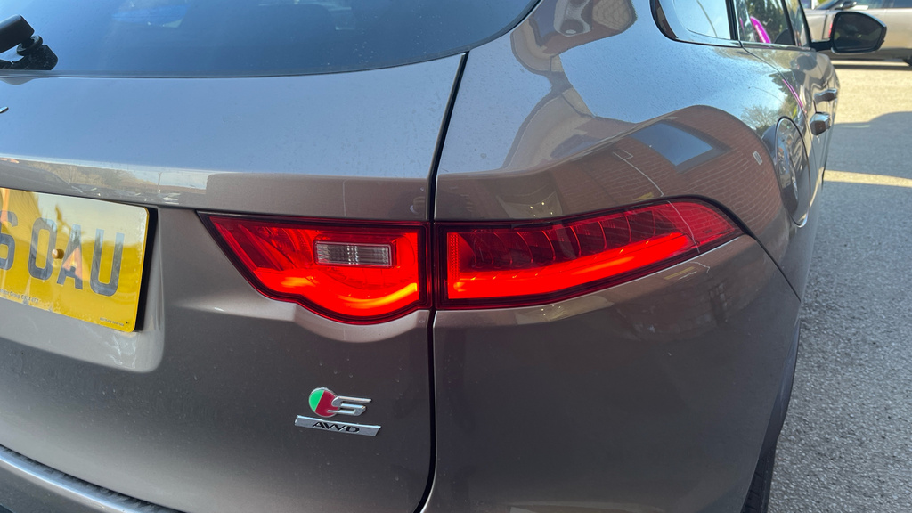 Jaguar F-Pace 2.0 D180 R-sport Euro 6 Ss Grey #45