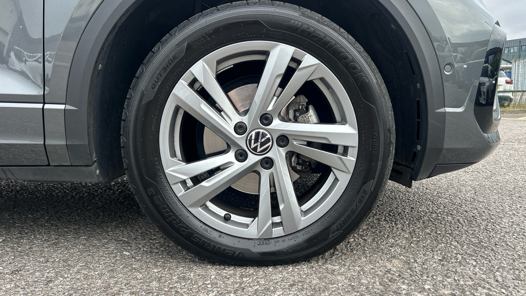 Volkswagen T-Roc Black Edition Black #20