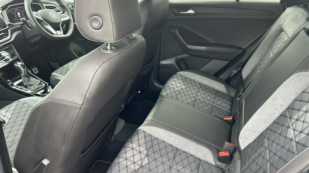 Volkswagen T-Roc Black Edition Black #14