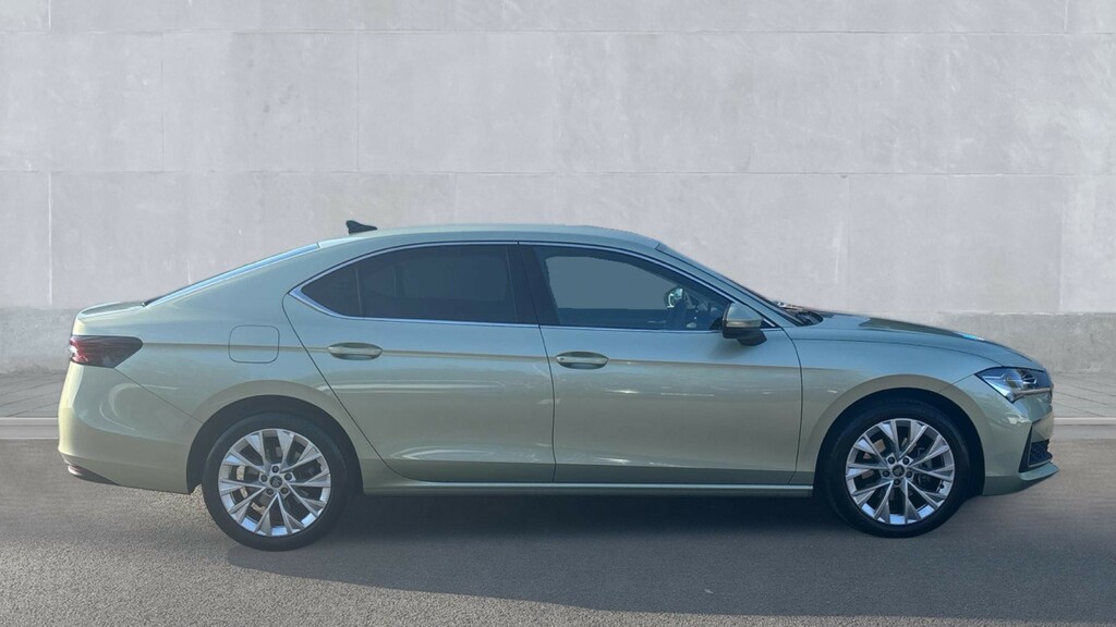 Skoda Superb Superb 1.5 Tsi E-tec Se L Dsg Yellow #4