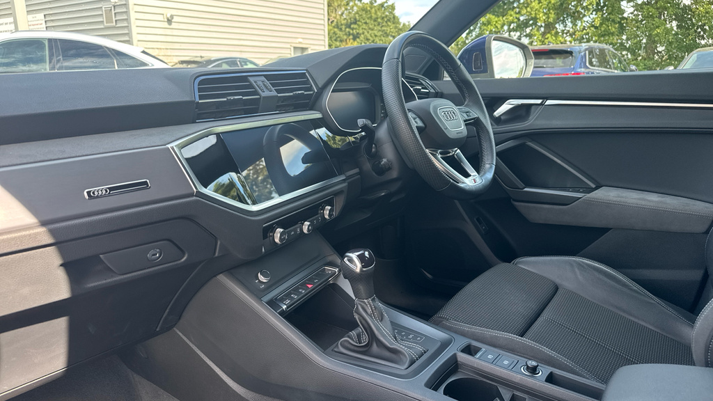 Audi Q3 Q3 35 Tdi S Line S Tronic Blue #2