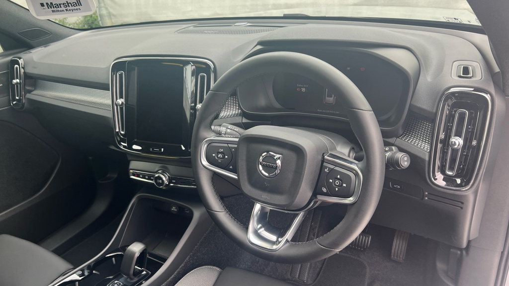 Volvo EX40 Ex40 185Kw Extended Range Ultra 82Kwh Grey #4