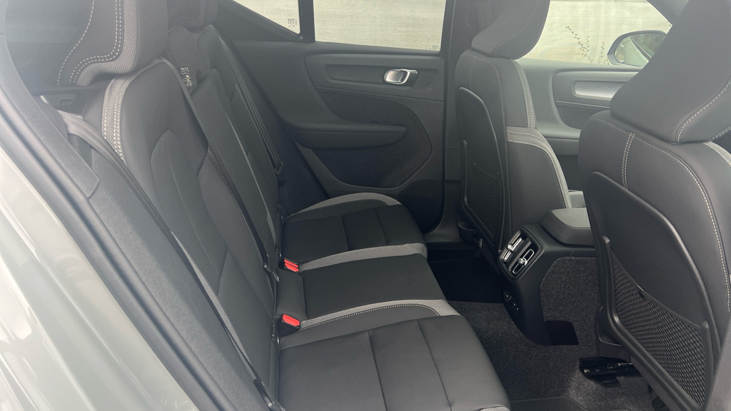 Volvo EX40 Ex40 185Kw Extended Range Ultra 82Kwh Grey #5