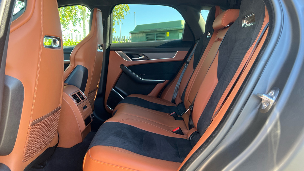 Jaguar F-Pace F-pace 5.0 V8 550 Svr Awd Black #4